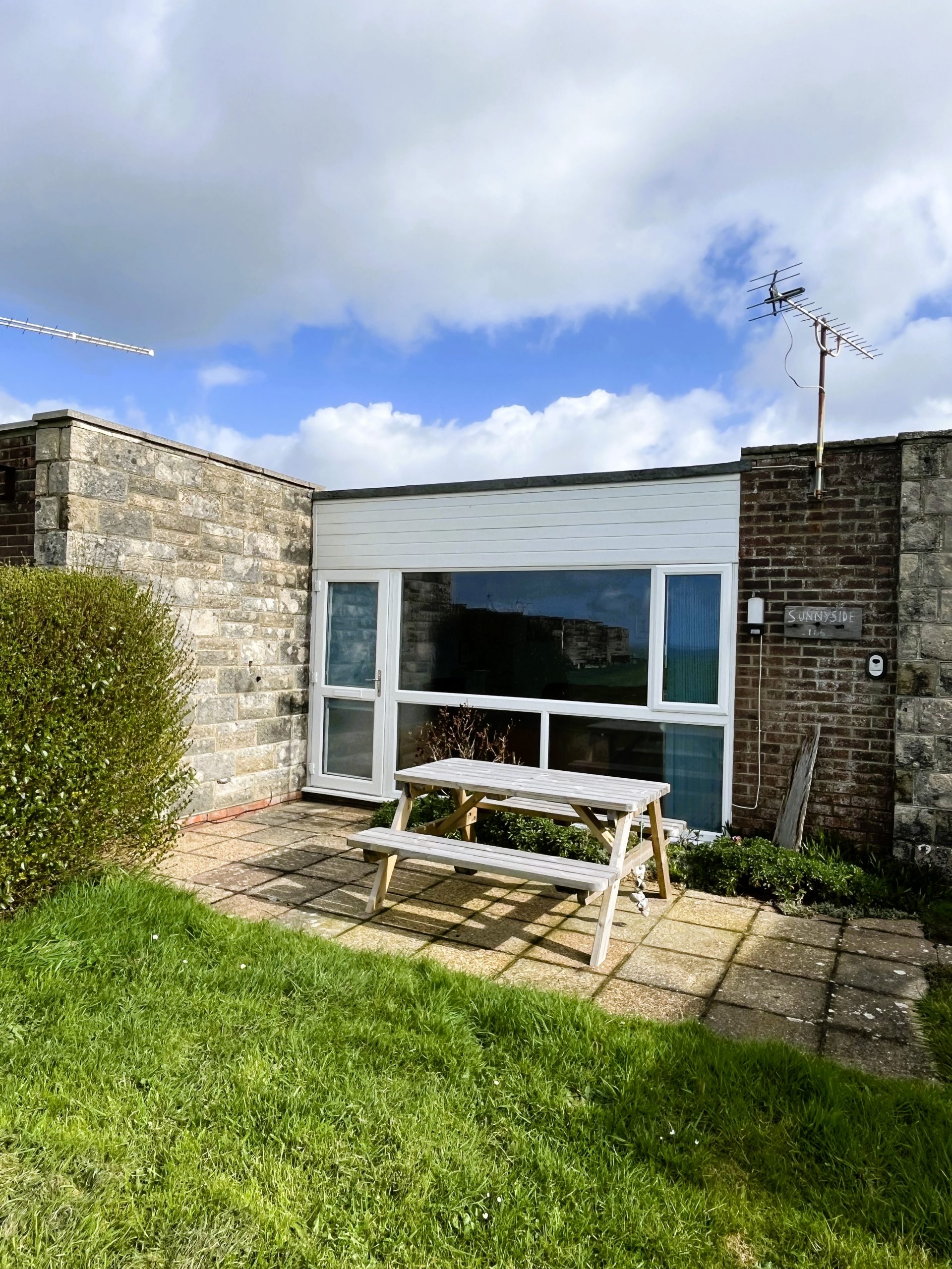 BC166 OUTSIDE BUNGALOW